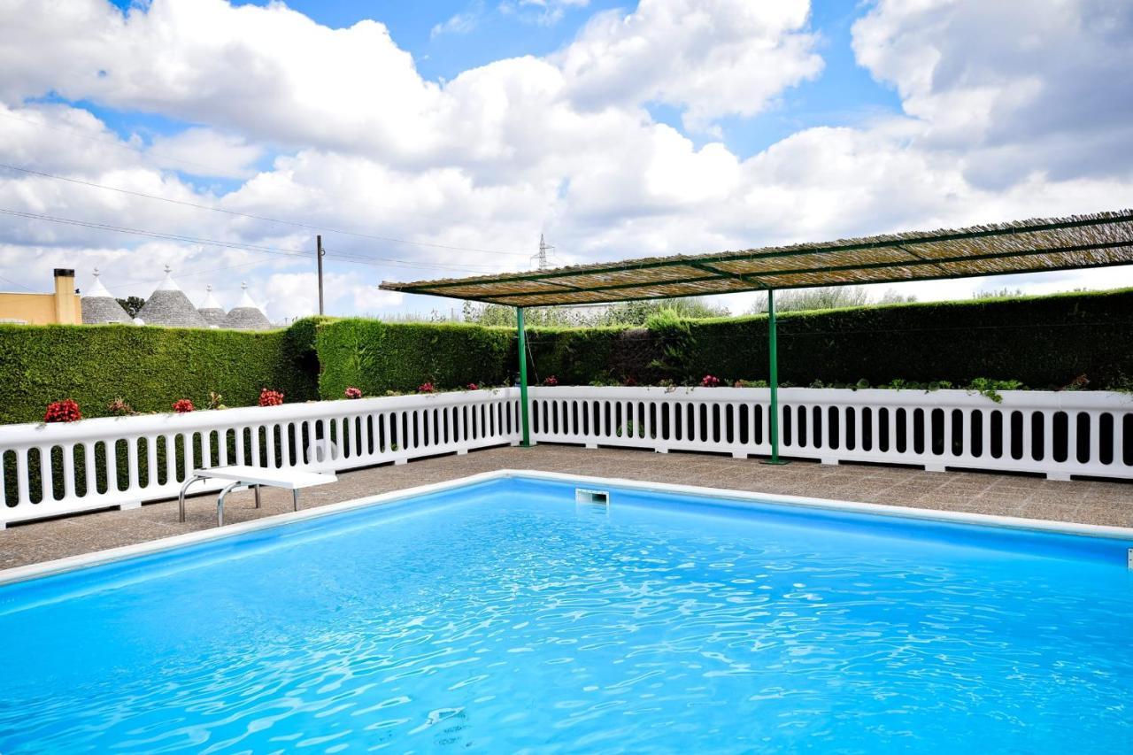 I Cinque Trulli With Swimming Pool Villa Martina Franca Exterior foto
