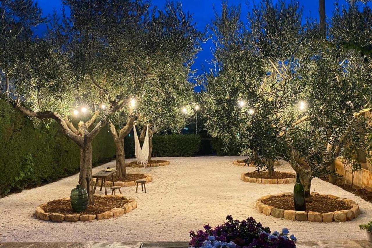 I Cinque Trulli With Swimming Pool Villa Martina Franca Exterior foto
