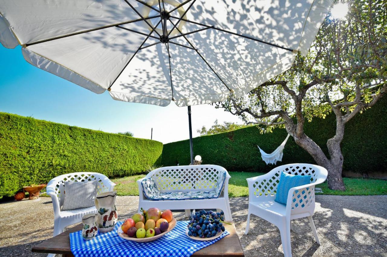 I Cinque Trulli With Swimming Pool Villa Martina Franca Exterior foto