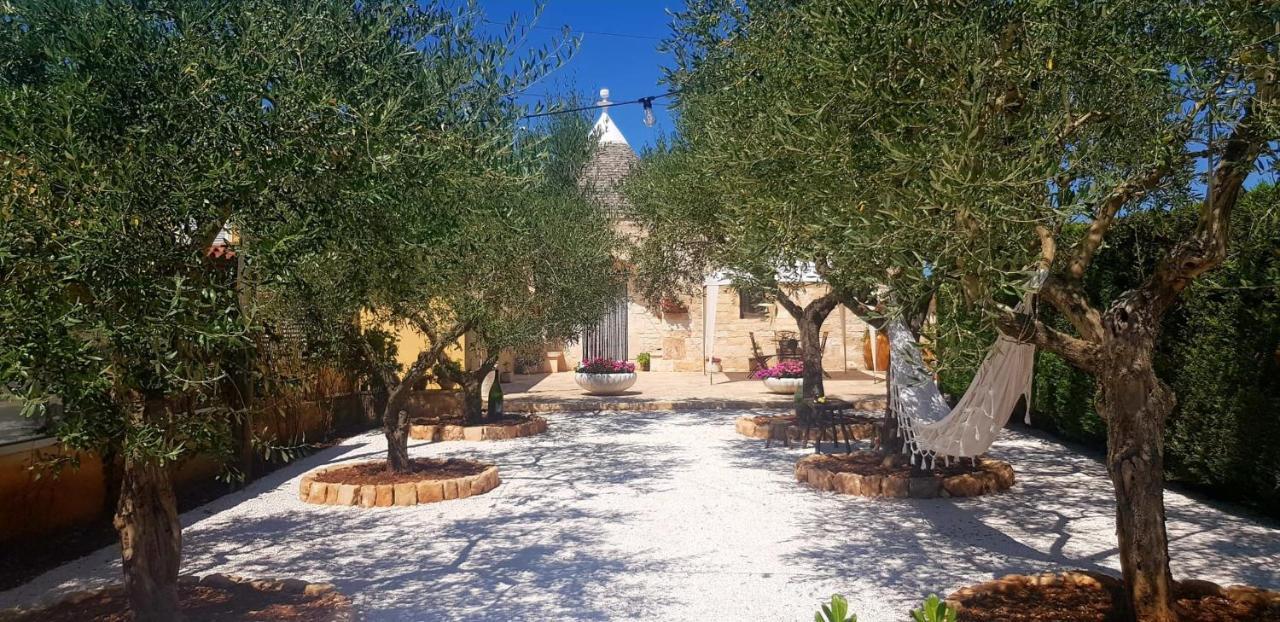 I Cinque Trulli With Swimming Pool Villa Martina Franca Exterior foto